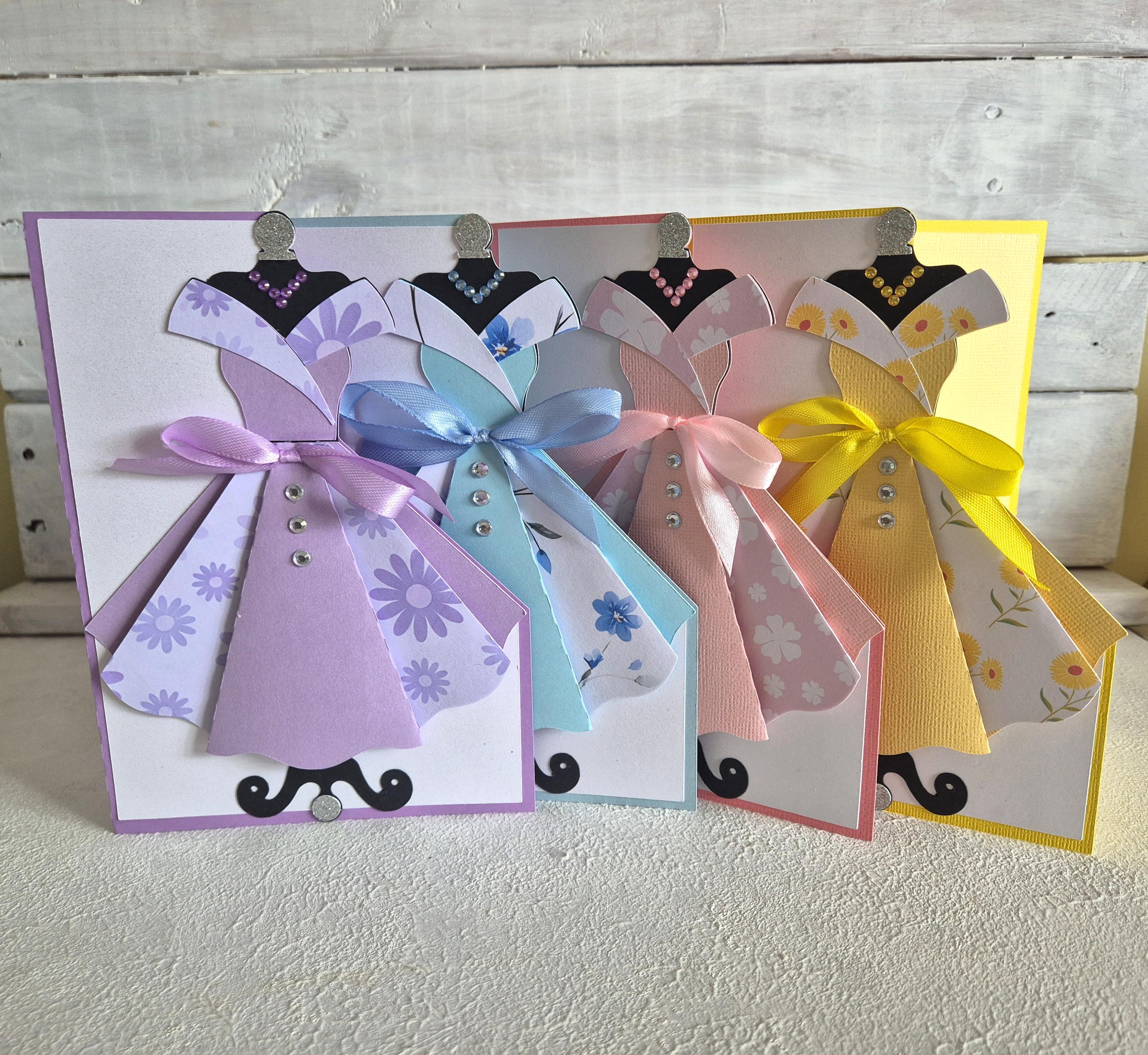 donut birthday dress Card / Happy Birthday Card / Ladies Dress Birthday Card / Birthday Card / Handmade / Pretty Dress Birthday Card Web Collection: Hamptons 2000s Plein Sud Black Size:20 W this dress is the