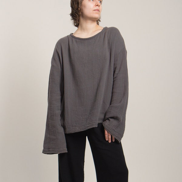 Leichtes Mousseline Shirt, Graues Baumwoll Longsleeve, Oversized Schwarzer Mousseline Pullover, Bio Baumwolle Sweatshirt, Trendiges Oversized Sommer Top