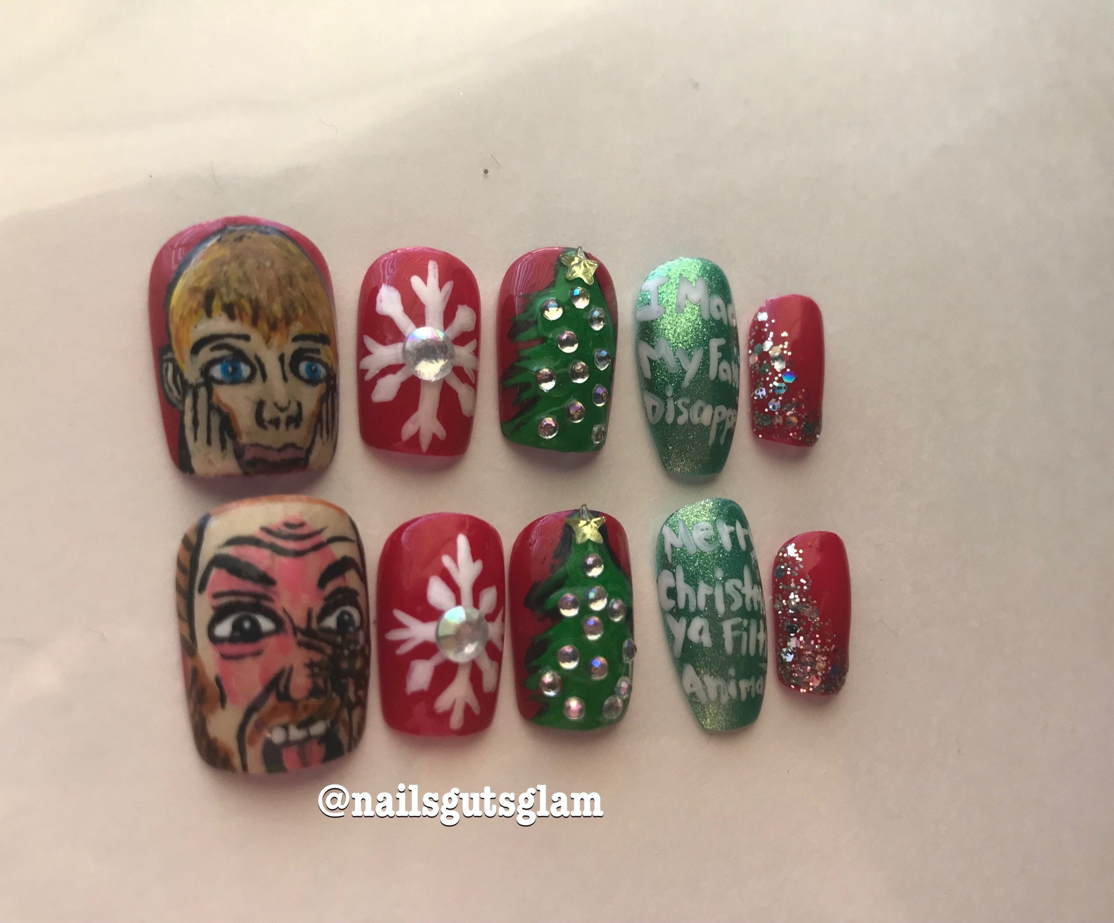 home-alone-inspired-nails-etsy
