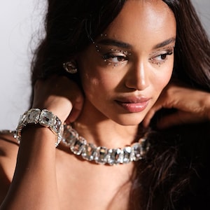 Silver Crystal choker. Large rhinestone  bradal choker, bracelet, earrings set. Diamond choker Necklace.