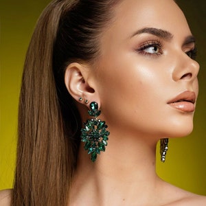 Pendientes de araña verde, pendientes de cristal para desfile, pendientes de boda negros y dorados