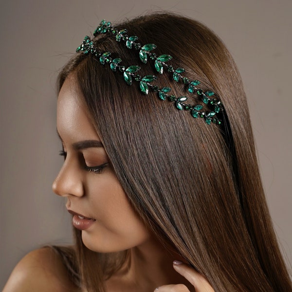 Emerald tiara, emerald green crown, green Crystal tiara,  green hair vine. Double headband for sage green wedding.