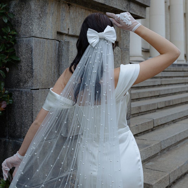 Belle Bow Veil
