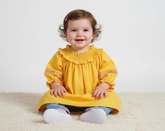 Modello di cucito per top con scollo a balze per neonati: camicetta fai da te facile (modello PDF)