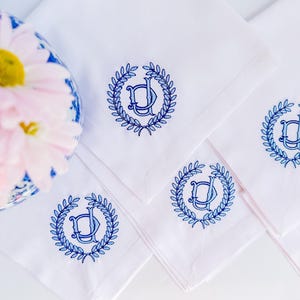 Monogrammed Dinner Napkins, Embroidered Linen Napkins, Personalized Cloth Napkins, Embroidered Napkins, Custom Napkins, Personalized Gift
