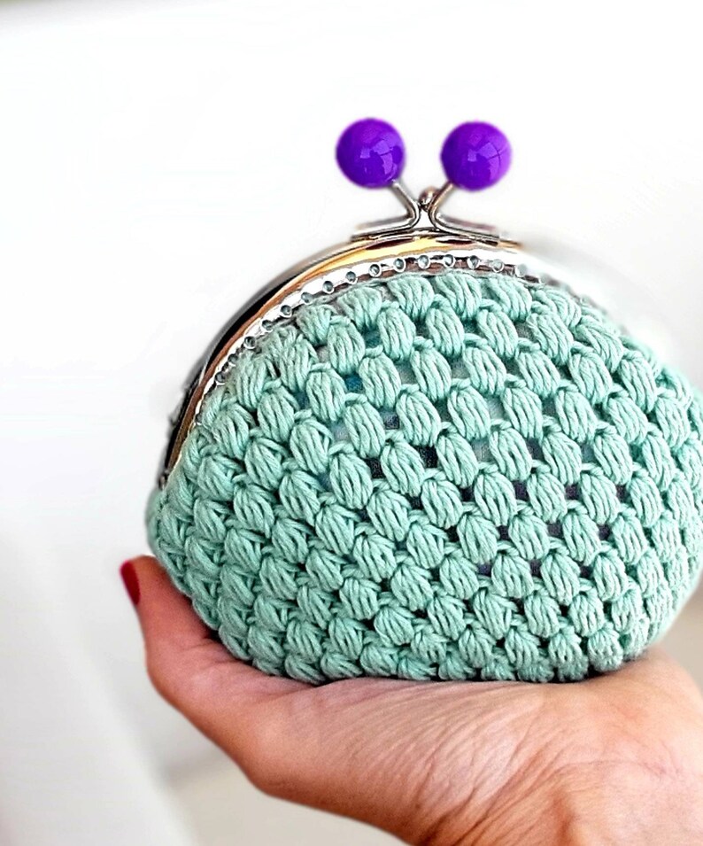 Minetta wallet Original handmade crochet purse woven in cotton and with metal closure