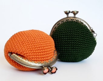 Monedero pequeño de crochet color caldera de estilo vintage, cartera pequeña de ganchillo para mujer con cierre de clip en forma de flor