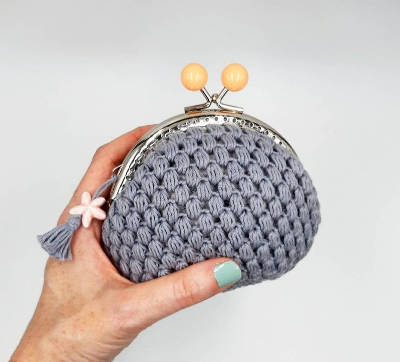 Original handmade crochet purse. Minetta wallet