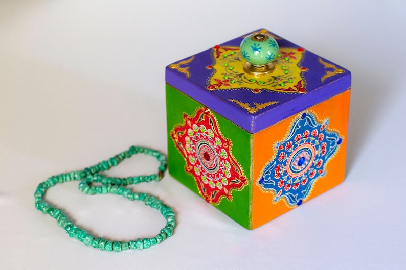 Ceramic Handle Rangoli Design Ethno Jewelry Box Home decor Extraordinary gift Keepsake Box India Boho Cube Wooden Jewelry Box