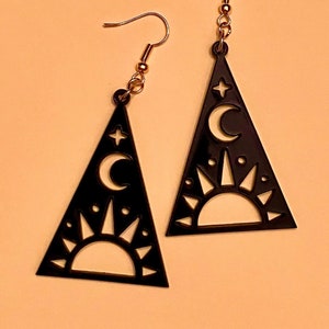 Solar Eclipse triangle earrings