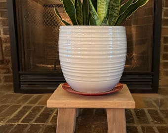 Plant stand pedestal