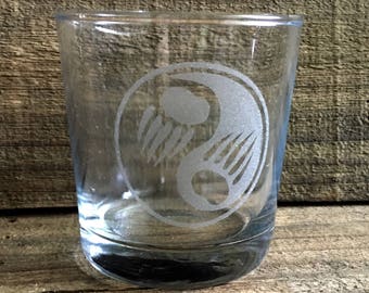 Bear Rocks glass