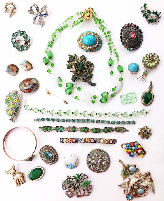 Vintage + Antique Jewelry Lot #25
