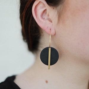 Black Circle Hoops with Gold Bar - IVY - Minimalist Geometric Brass Clay Earrings - Boho Fall Gift Gothic Grunge Lightweight Statement Chic