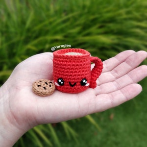 Tiny Teacup Crochet Pattern, Totti, Mini Christmas Amigurumi, almost No Sew Coffee Plushie, Stuffed Hot Chocolate, Keychain Mug