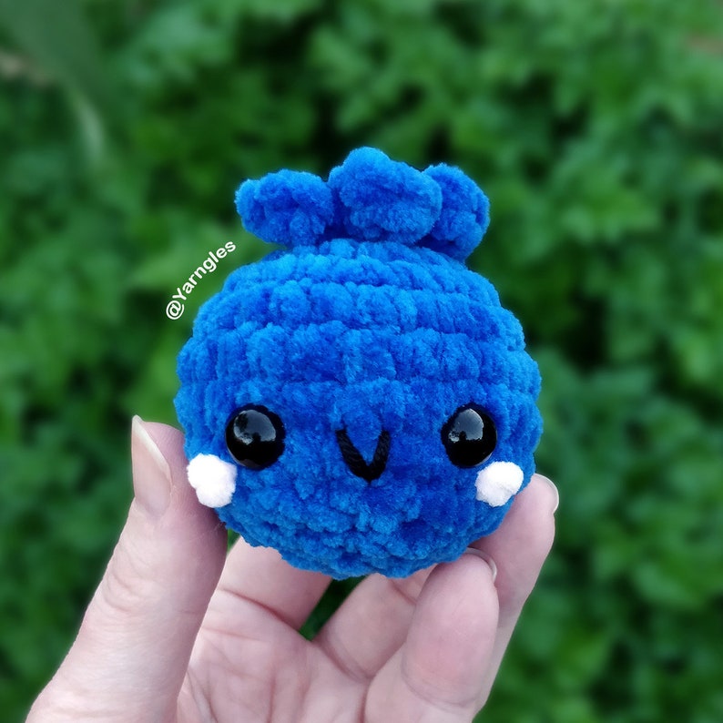 Tiny Blueberry, Free No Sew Fruit Crochet Pattern, Faux Food Amigurumi Toy, Adorable Mini Gift image 2