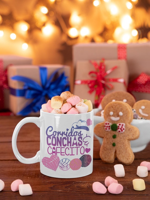 Spanisches Geschenk für sie, 11 Unzen personalisierte Tasse Spanisch, Regalo Taza Corridos Conchas y Cafecito