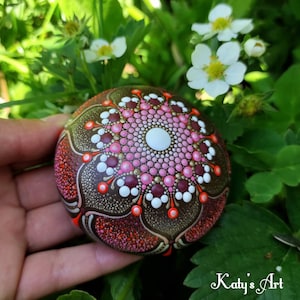 Handbemaltes Punkt-Mandala | Blumenmandala | Dot Art | Meditationsstein