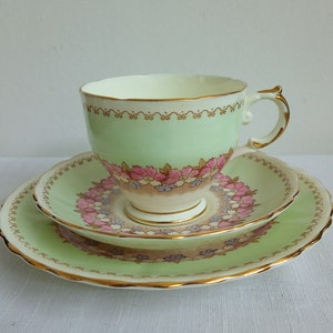 Vintage RH & SL Pflanze Toskanische Blumenmuster Teetasse Untertasse Teller Set Englisch China Trio China Geschenk Sammler China Teetasse Set. Nachmittagstee