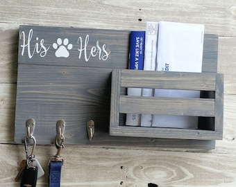 Wood Key and mail holder entryway organizer for wall, Housewarming Gift for dog lover, key and leash hooks