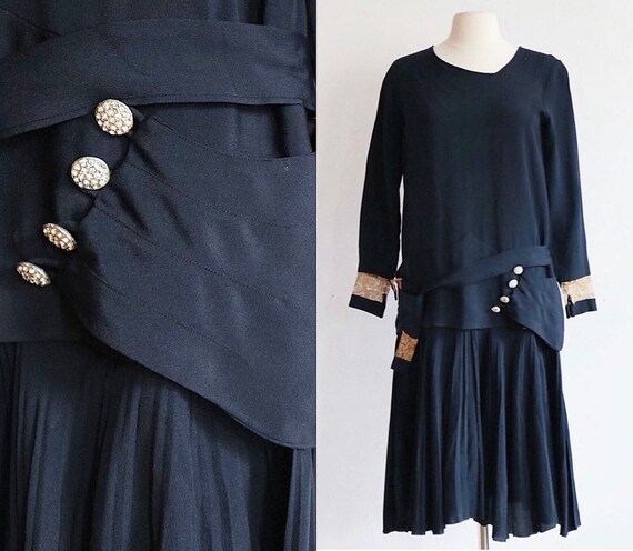 Authentic antique Vintage M 1920’s | navy blue sil