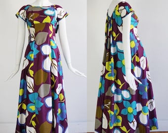 Vintage 1960's | S/M | Ti'a Hawaii Polished cotton dress with hourglass front and Watteau back!