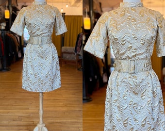 Vintage 1960’s | S/M | Metallic gold mod sheath dress