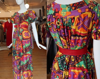 Vintage 1960's | S-M | Vivid print cotton maxi dress with hip pockets.