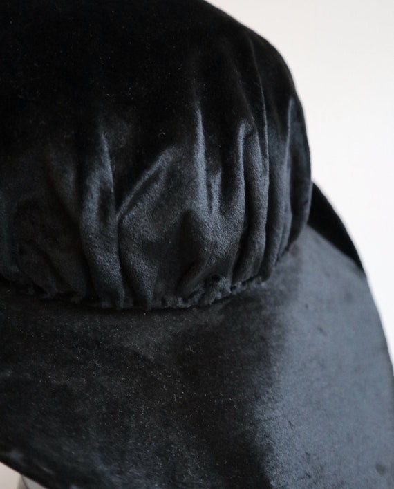 1910’s sequinned velvet hat by Bonwit Teller and … - image 8