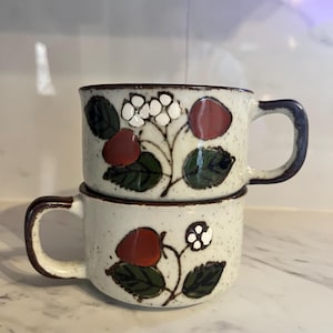 Vintage Strawberry Mugs (set of 2)