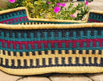 Comfortable Dog Basket Bed/ woven basket for pet / pet baskets / ghana bolga pet basket/