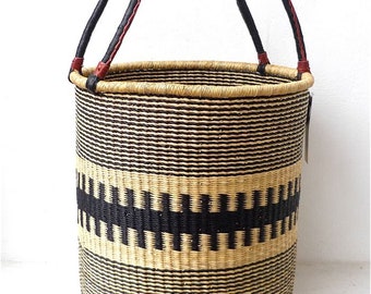 Natural laundry basket | African woven Basket | Round woven basket |  Storage basket | Home basic Laundry Basket |  Laundry basket with lid