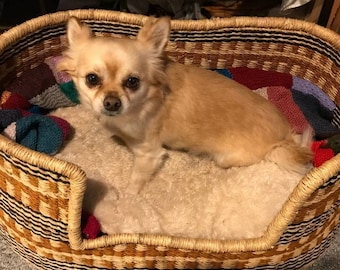 Comfortable Dog Basket Bed/ woven basket for pet / pet baskets / ghana bolga pet basket/ Chihuahua dog bed | Puppy bed | pet bed | cat bed