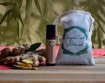 GINGER MOON Perfume Oil - Natural Perfume - 10 ml Perfume Roll On - Natural Fragrance - Travel Perfume - Vegan Perfume - Gift for Mom