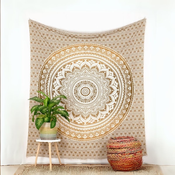 Mandala Wandtuch Ombre Farbverlauf Ocker Braun Herbst Indischer Wandteppich aus Baumwolle. Traditioneller Wandbehang aus fairem Handel.