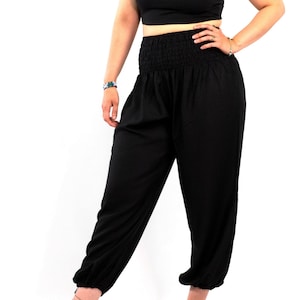 Harempants in black, yogapants for men and women in plain black, unisize and one-fit for all in two sizes - handmade and fair trade