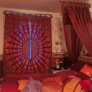 Vorhang Mandala Pfauenfeder rot orange gelb blickdicht lichtdurchlässig Gardinen mit Schlaufen Bohostyle