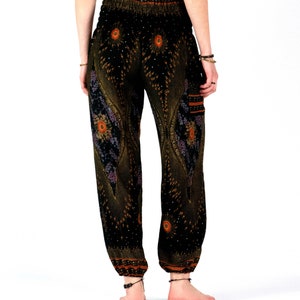 Haremshose mit Orient Muster schwarz gold in XL-XXL - luftige Freizeithose aus weicher Viskose, aus Thailand, fair gehandelt, vegan