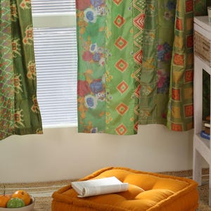 Boho-Vorhänge Grün Indischer Sari Vorhang handgefertigte Patchwork Gardine bunte Fenster Dekoration Hippie-Schlafzimmer aus recycelten Saris
