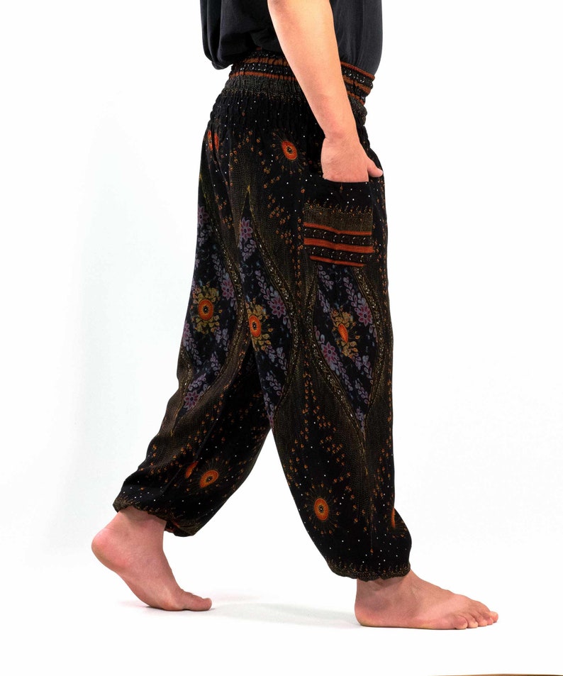 Haremshose mit Orient Muster schwarz gold in XL-XXL - luftige Freizeithose aus weicher Viskose, aus Thailand, fair gehandelt, vegan