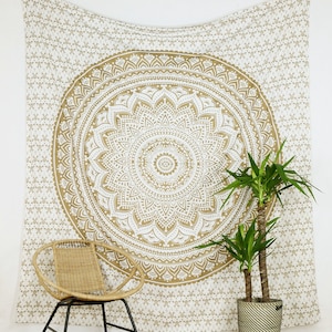 Tapestry ombre mandala in white gold wallhanging Indian boho walldecor made of 100% cotton, handmade and fair trade in India