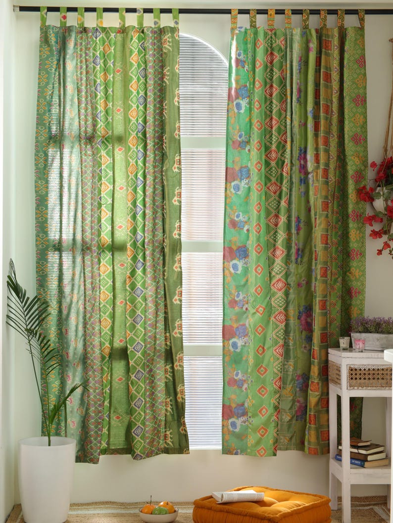 Boho-Vorhänge Grün Indischer Sari Vorhang handgefertigte Patchwork Gardine bunte Fenster Dekoration Hippie-Schlafzimmer aus recycelten Saris