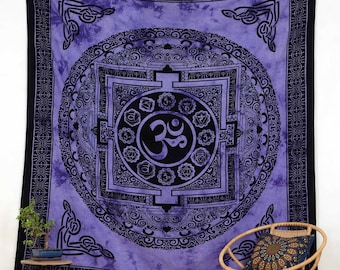 Om symbol wall hanging, purple Indian wall hanging with Ohm and chakra symbols, cotton tapestry in batik, vegan, fair trade