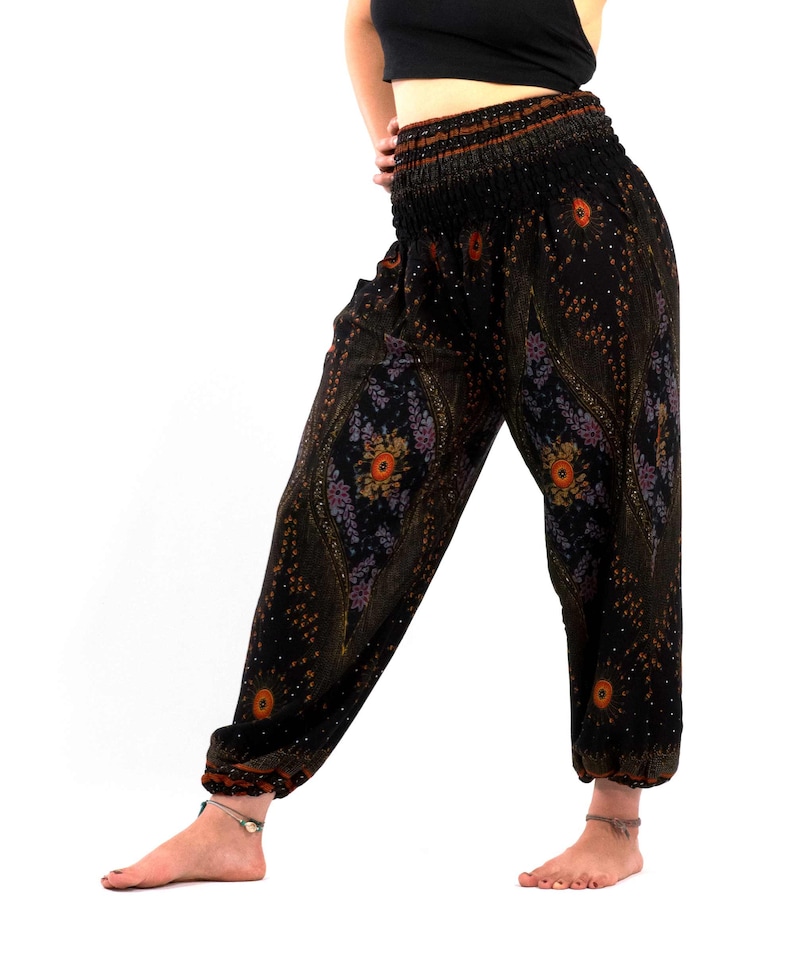Haremshose mit Orient Muster schwarz gold in XL-XXL - luftige Freizeithose aus weicher Viskose, aus Thailand, fair gehandelt, vegan