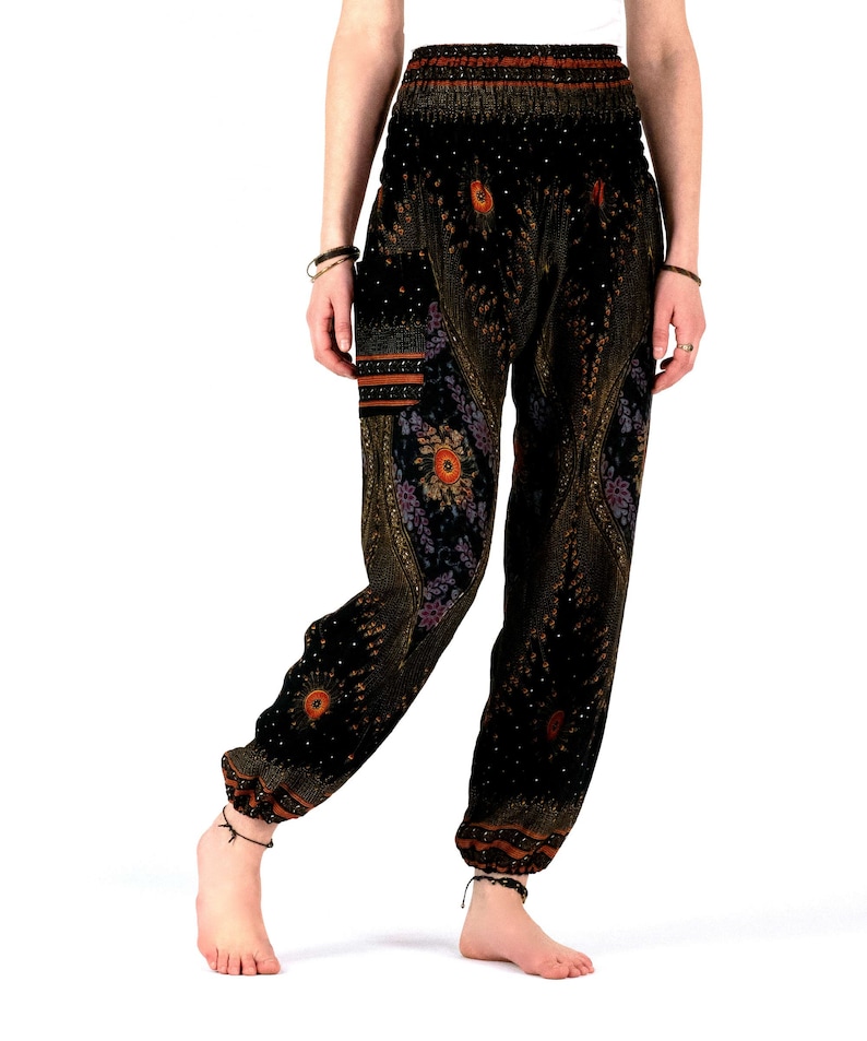 Haremshose mit Orient Muster schwarz gold in XL-XXL - luftige Freizeithose aus weicher Viskose, aus Thailand, fair gehandelt, vegan