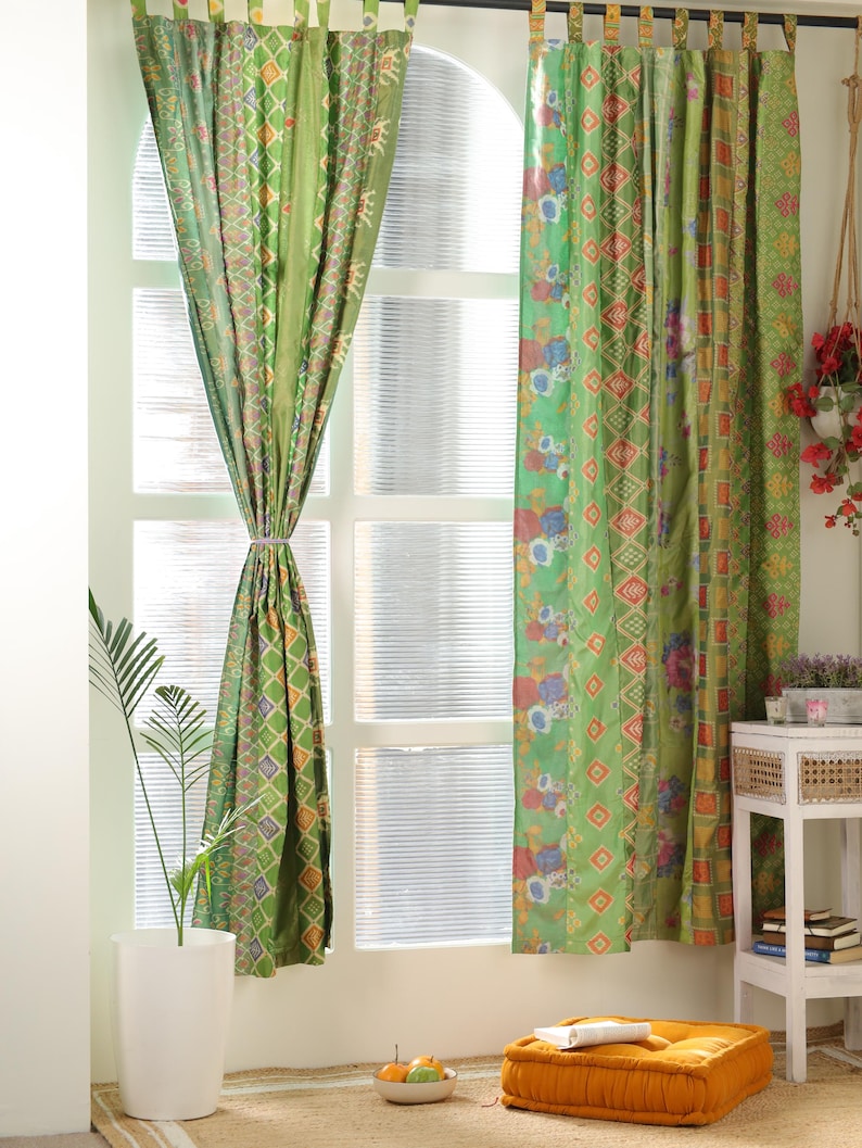 Boho-Vorhänge Grün Indischer Sari Vorhang handgefertigte Patchwork Gardine bunte Fenster Dekoration Hippie-Schlafzimmer aus recycelten Saris