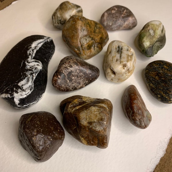 River rock, mixed, medium, large, hand polished