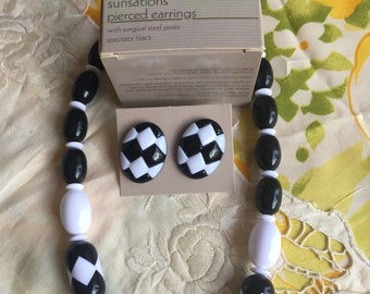 NIB Vintage Avon Sunsations Necklace and Pierced Earrings Set, 1987