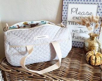 Diaper bag duffel bag quilted weekend bag in double cotton gauze with gold polka dots - light gray - Bowling bag