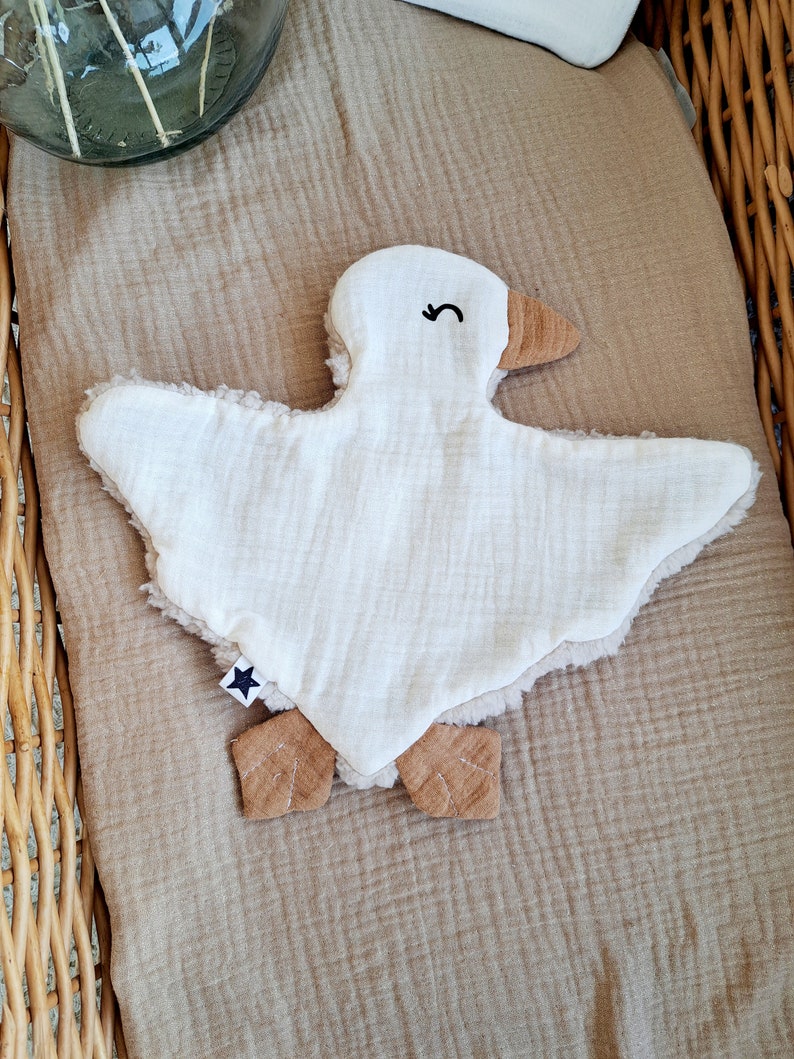 Goose flat comforter in double ecru cotton gauze and customizable sherpa image 3